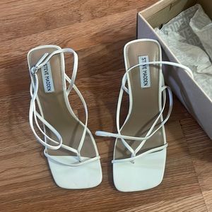 Never worn White Steve Madden heels size 10
